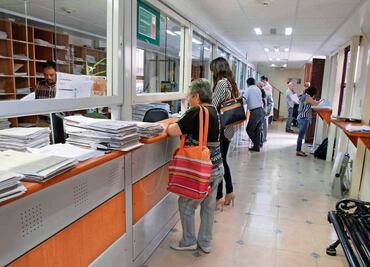 Reclaman dinero de Afore de empleados fallecidos