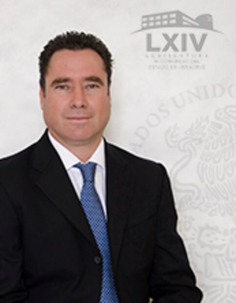 ¿Quiénes son los diputados que apoyan las peleas de gallos en Veracruz?