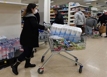 Escasea papel higiénico en Sonora por compras de pánico