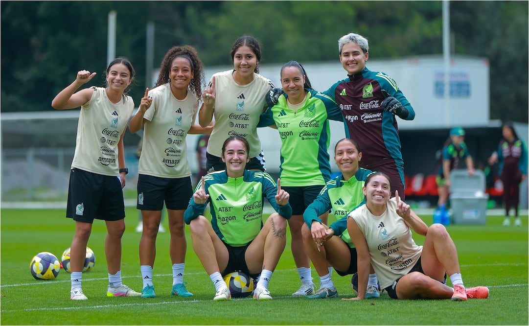Selección Mexicana Femenil durante una práctica. FOTO: IMAGO7