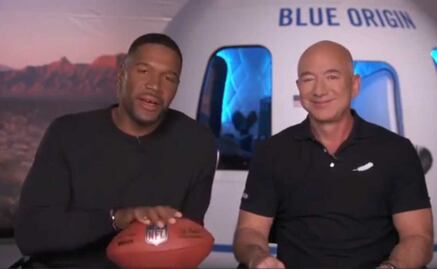 Los objetos que llevó al espacio Michael Strahan, jugador de futbol americano