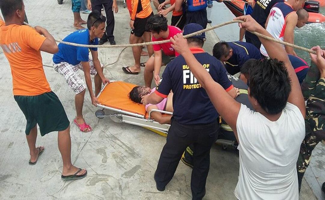 El accidente se produjo el jueves pasado pocos minutos después de que el transbordador, el MB Nirvana, dejó el puerto de Ormoc City, en la provincia de Leyte. Foto: Xinhua 