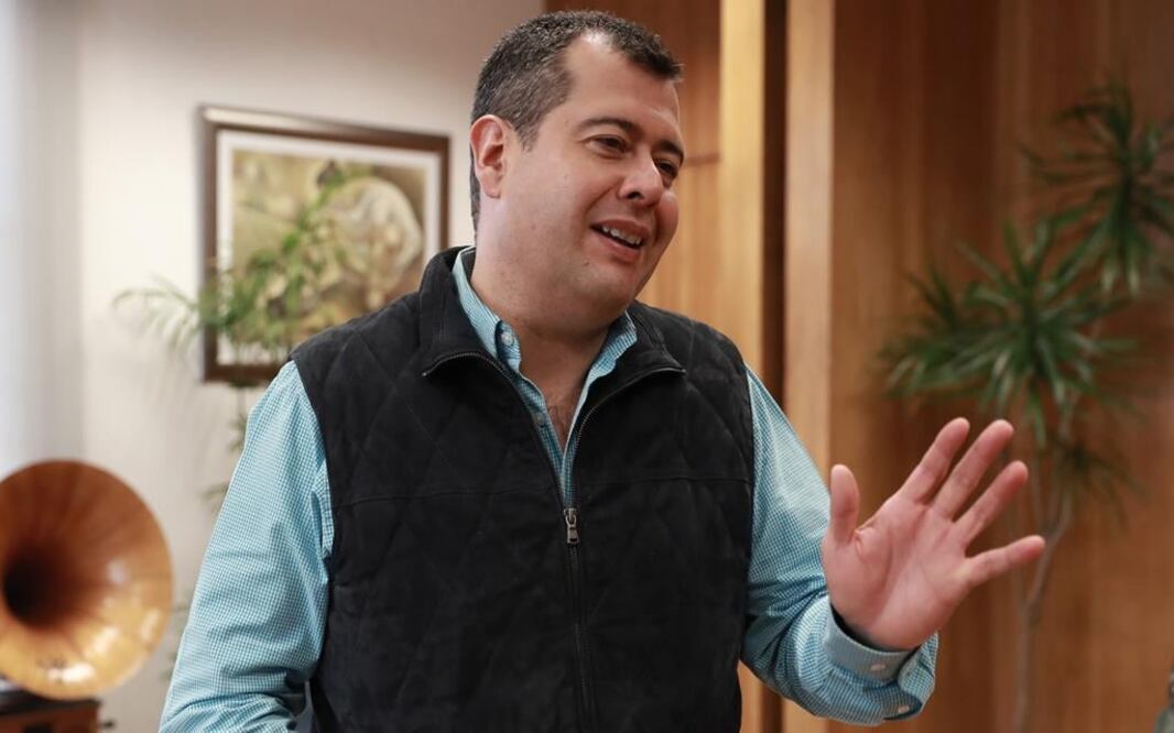 “Martí Batres politiza los programas sociales”