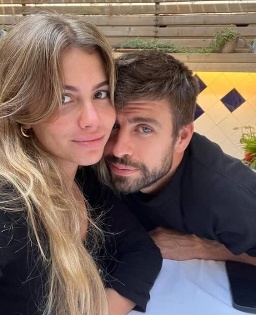Piqué explota contra paparazzi que le reveló a Shakira detalles de su relación con Clara Chía