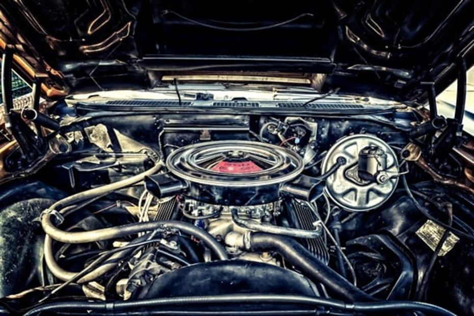 Beneficios de mantener limpio el motor del auto