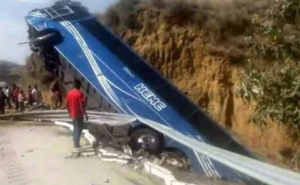 La autopista está cerrada a la circulación vehicular. Foto: Especial