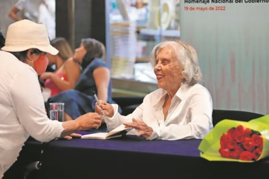 Elena Poniatowska: "Espero que mi gobierno proteja a las mujeres"