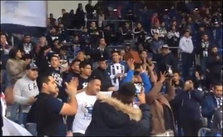 Cenizas de aficionados que fallecieron en Torreón estuvieron presentes en el Estadio
