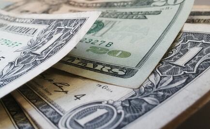 Dólar libre se vende en un precio máximo de 19.74 pesos