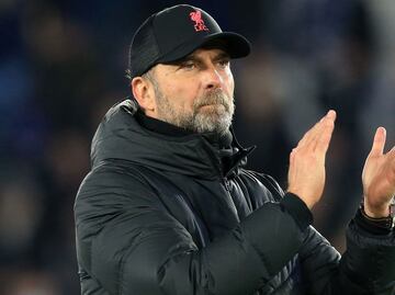 Jurgen Klopp no dirigirá al Liverpool contra Chelsea por posible positivo a Covid-19