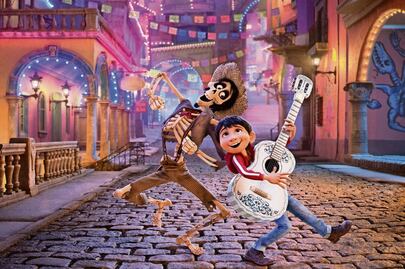 "Coco" tendrá su propia atracción en Disneyland
