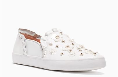 Tenis y sandalias que las millennials querrán en su boda