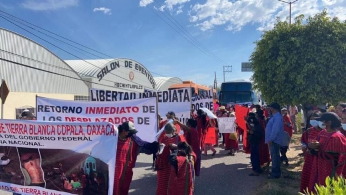 Avanza Caravana del pueblo Triqui de Oaxaca a la CDMX; buscan audiencia con AMLO