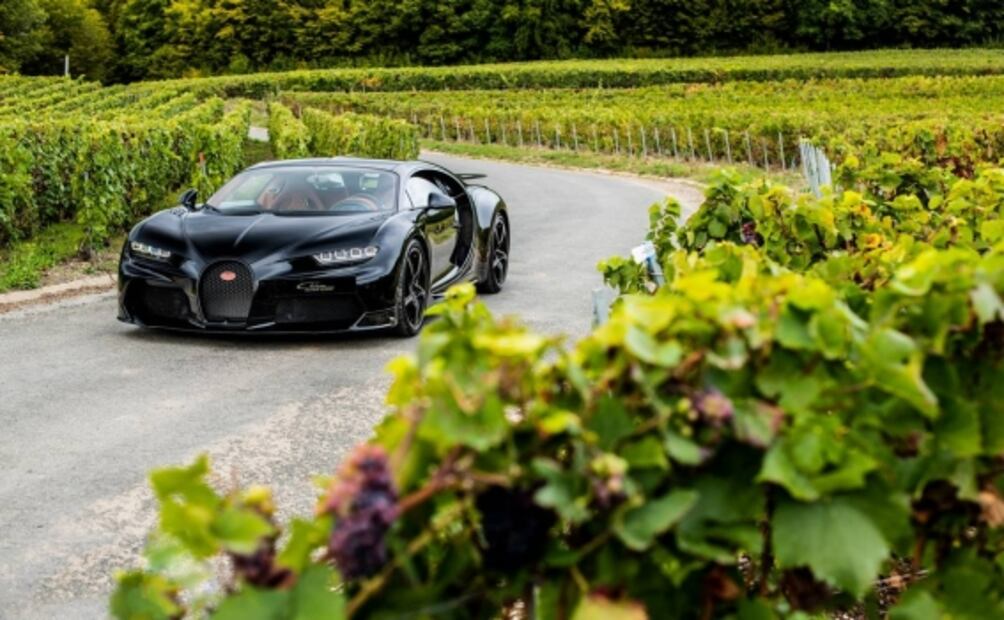 Una champaña Bugatti, tan exclusiva como sus hiperautos