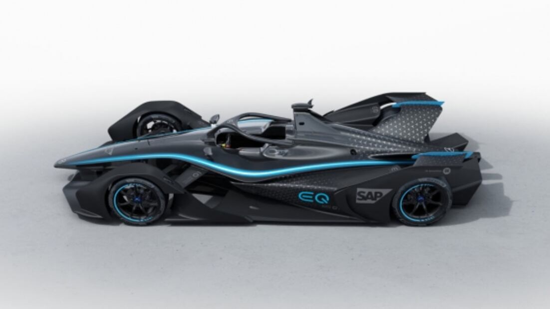 Mercedes-Benz presenta su primer auto de carreras eléctrico