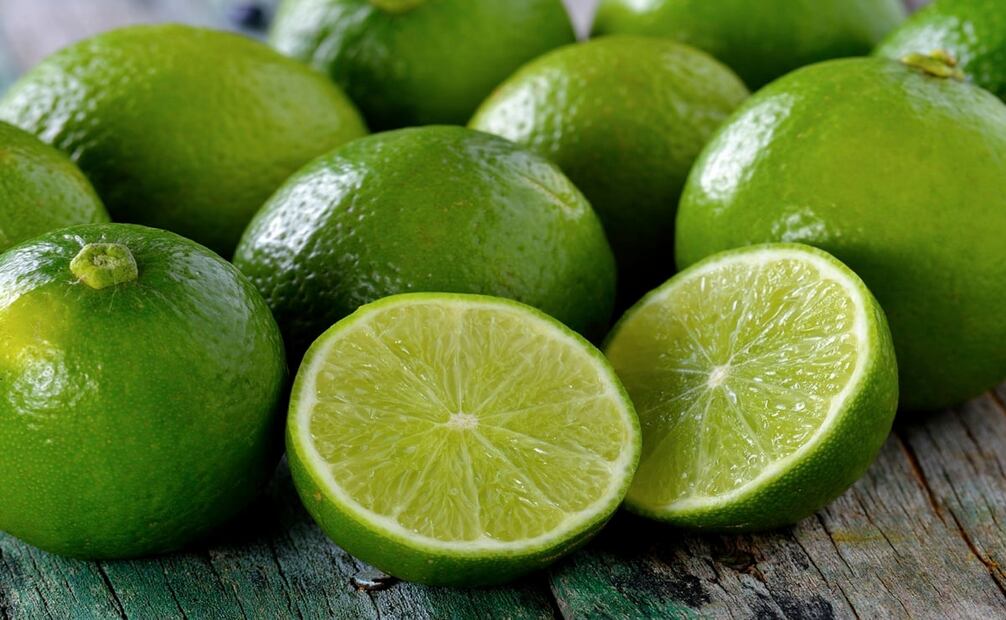El limón produce enzimas para regenerar el hígado. Foto: istock