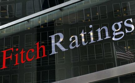 Fitch Ratings pone en negativa la nota crediticia de México