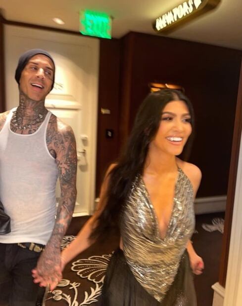¿Cómo sigue Travis Barker? Esto sabemos de su salud actual 