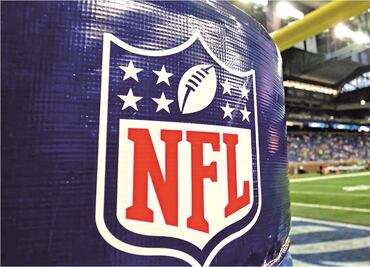 Dos mexicanos y dos españoles van por un lugar en NFL en prueba en Londres
