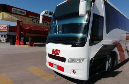 Autobús con 45 jornaleros queda en medio de balacera entre criminales en Culiacán; reportan un herido