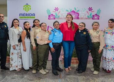Madres policías reciben reconocimiento en Mérida; un homenaje a su valentía y compromiso con la seguridad