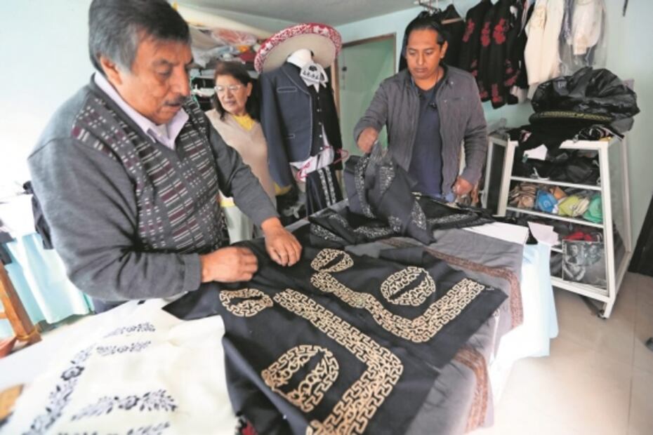 Una sastrería con 31 años de poner de moda al mariachi