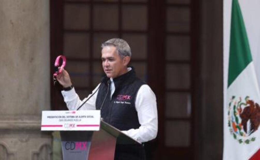 Gobierno de CDMX inicia programa de registro de mascotas