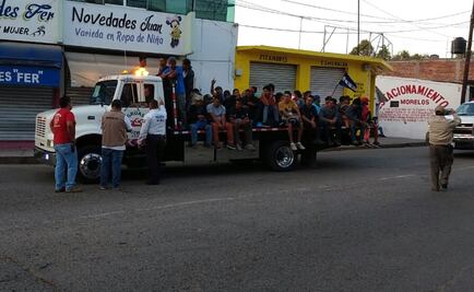 Migrantes hondureños pasan por La Piedad, Michoacán