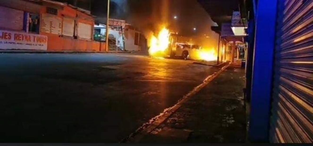 Detienen a cinco por quema de autos y bloqueos en sur de Veracruz
