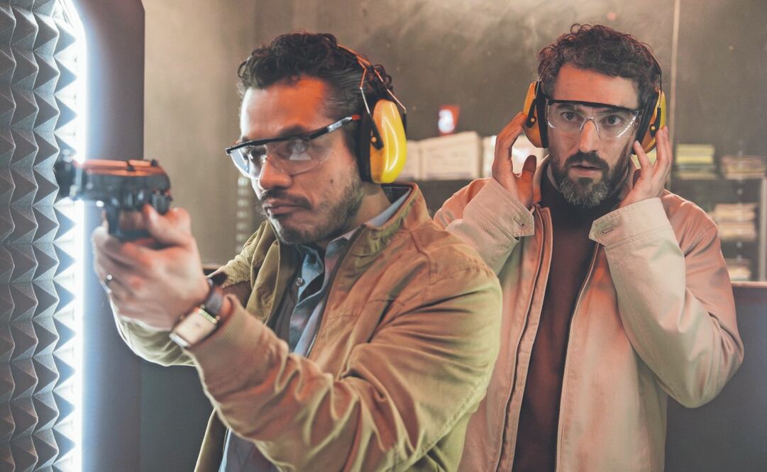 Villegas interpreta a un policía que recibe terapia del personaje de Méndez. Foto: de NETFLIX