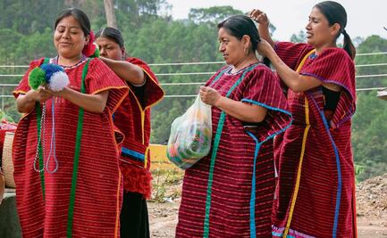 Visibilizan la cultura triqui en la Guelaguetza