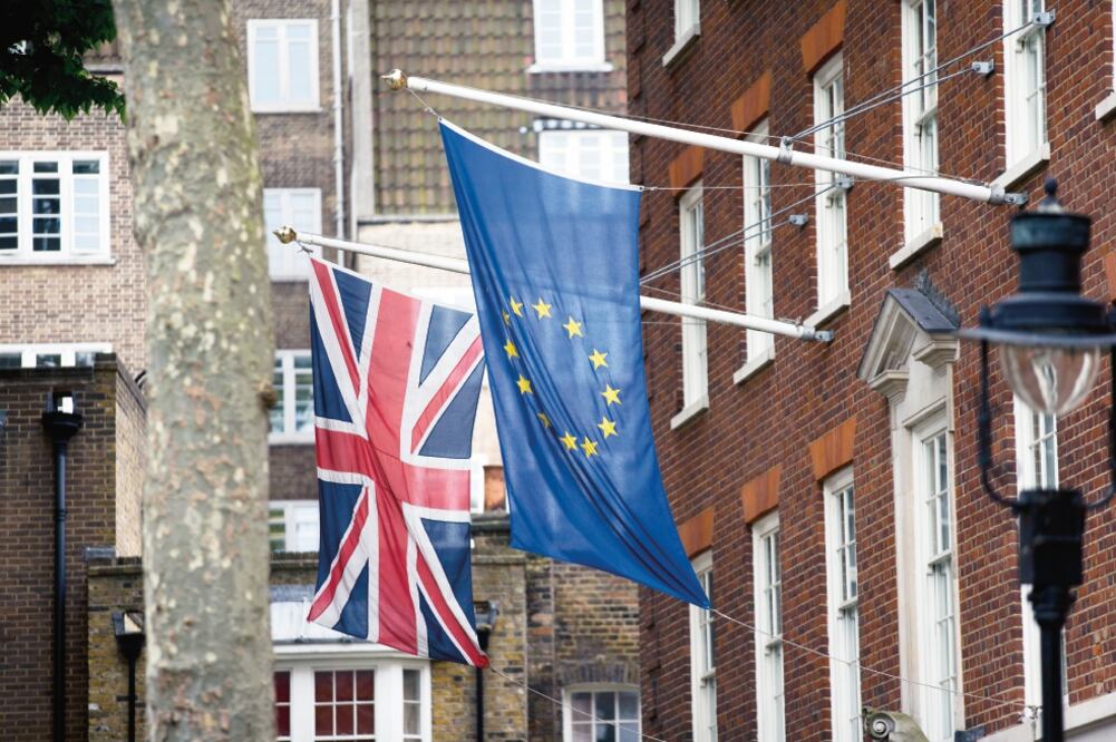 Las autoridades bancarias coincidieron en que los mercados preveían el golpe del Brexit, pero preocupa su efecto a largo plazo (ARCHIVO EL UNIVERSAL)