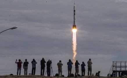 Aterriza con éxito cápsula de nave espacial Soyuz