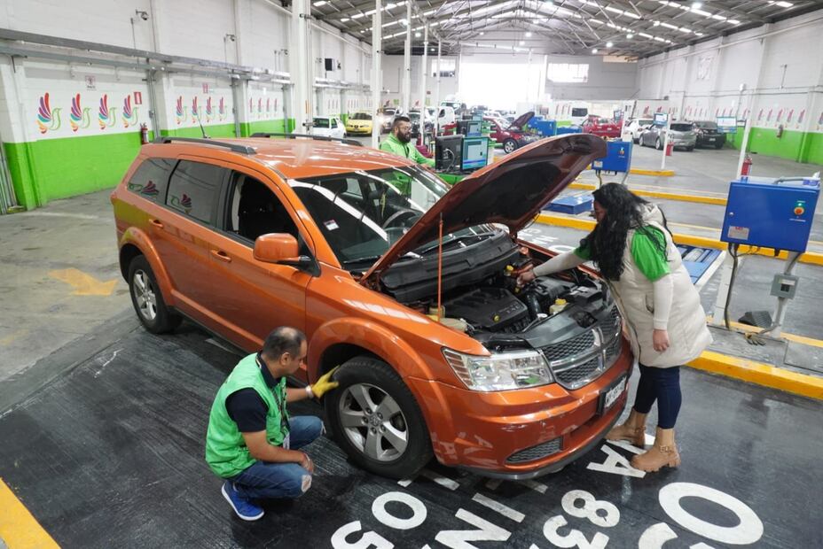 Verificación vehicular. Foto: Emilio Fernández/El Universal