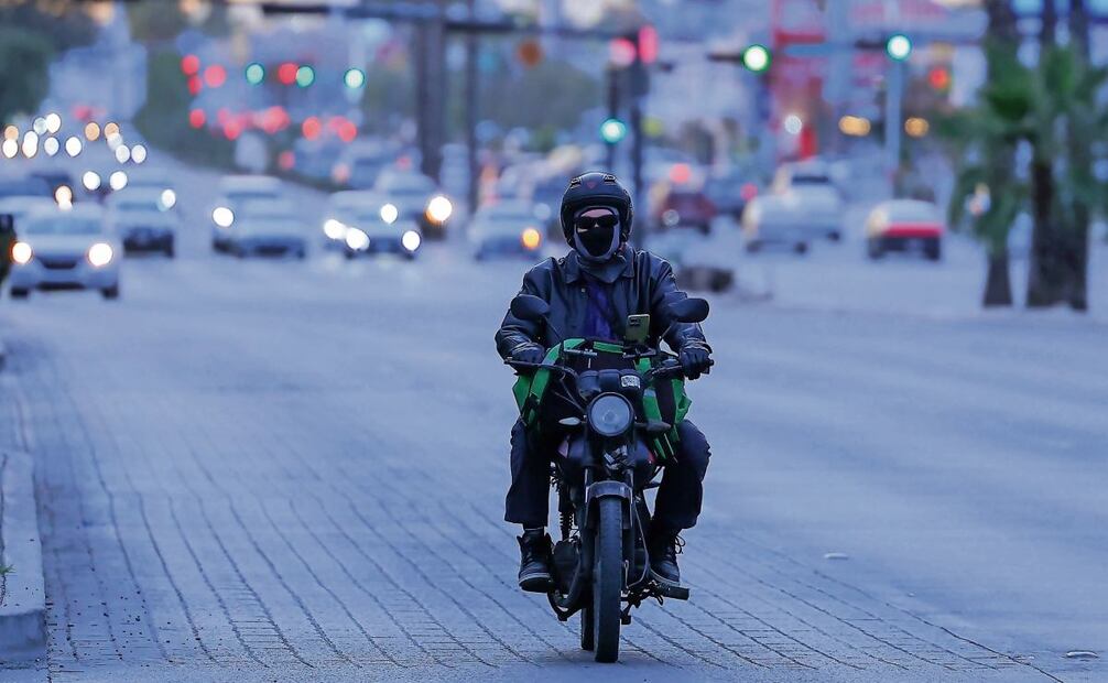 El venezolano reconoció que ya ha hecho vida en Hermosillo, pero la añoranza por sus raíces sigue intacta. Extraña la calle, la risa, la sensación de futuro. Foto: Javier Escobar