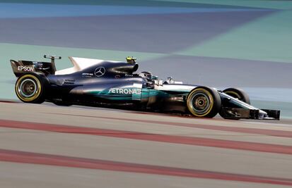 Valtteri Bottas saldrá primero en Baréin: “Checo” 18