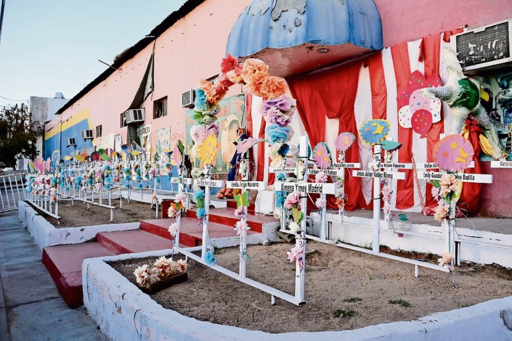 La antigua estancia infantil, en ruinas, hoy en día es un memorial para recordar a los pequeños que fallecieron en el incendio (ESPECIAL)