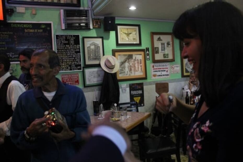 Cuando en las cantinas no entraban mujeres