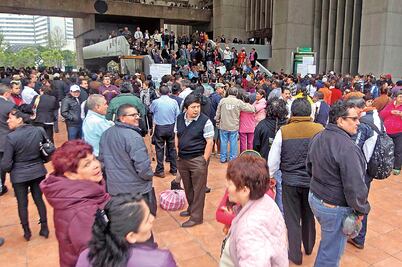 Delegados piden a GDF mitigar adeudos