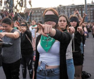 Elegir 9 de marzo para venta de cachitos, error político: expertas