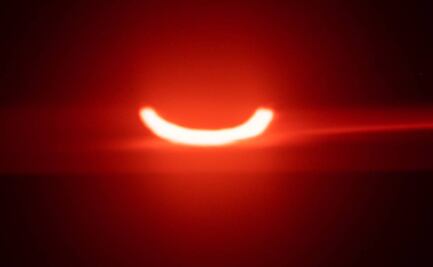 Así se ve la sonrisa o anillo de fuego del eclipse solar anular 2021