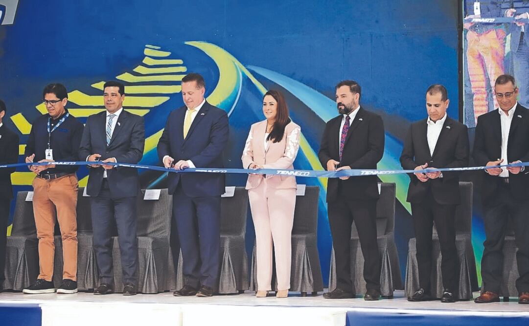 La gobernadora Tere Jiménez inauguró la nueva línea de producción de autopartes de la planta Tenneco, con una inversión de más de 426 mdp. Foto Especial