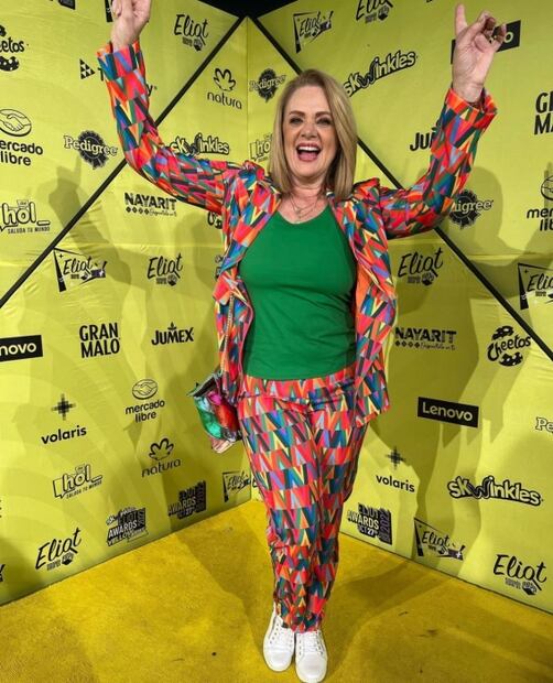 Erika Buenfil deslumbra con su brillante look en los TikTok Awards