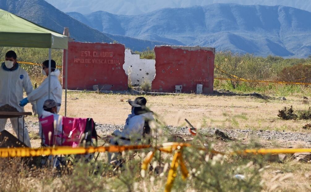 Familias buscadoras se han convertido en especialistas forenses capaces de detectar si un fragmento óseo pertenece a un animal o a un humano, señaló Silvia Ortiz. Foto: Francisco Rodríguez / EL UNIVERSAL