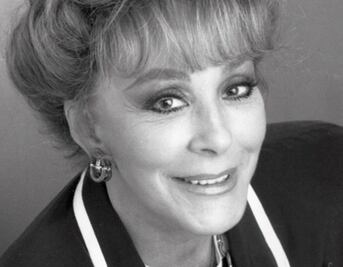 Silvia Pinal y su vínculo ineludible con la política