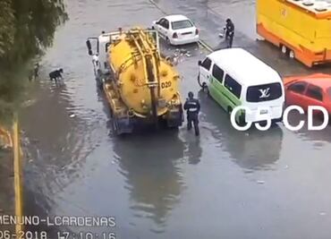 Lluvia deja inundaciones en la delegación Gustavo A. Madero
