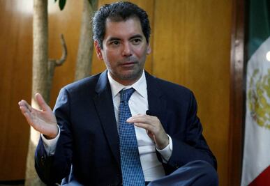 Alista GDF plan de austeridad