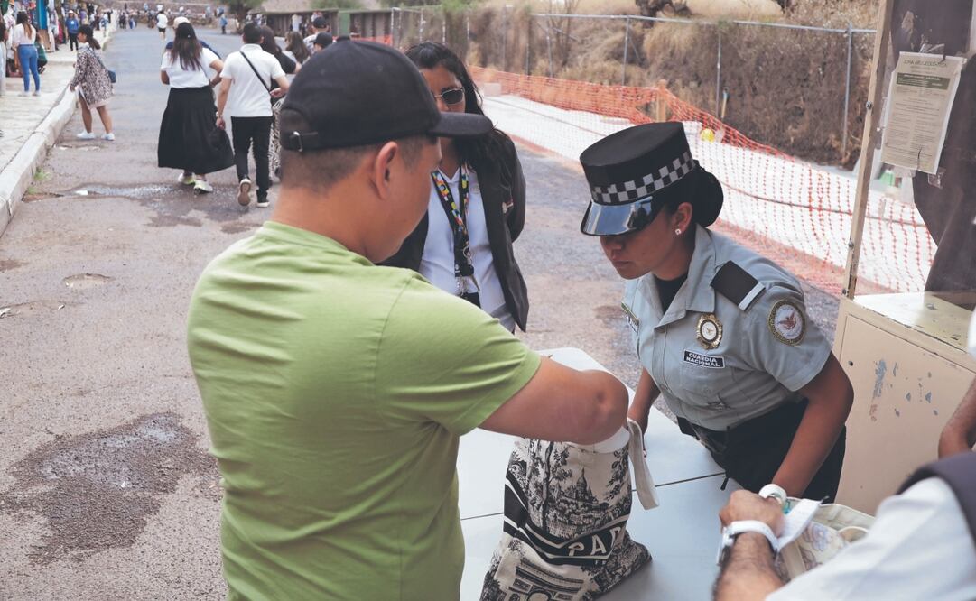 Este medio día el sitio arqueológico de Teotihuacán reabrió sus puertas al público, Guardia Nacional, policía estatal y de la Ciudad de México cuidarán la zona. (22 de abril de 2026). Foto: Carlos Mejía/ EL UNIVERSAL
