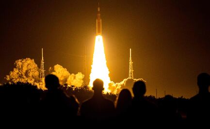 Cerca de 15 mil personas se reunieron en Florida para ver el lanzamiento de Artemis I a la Luna 