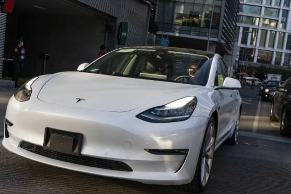 Así es manejar un Tesla Model 3 en México